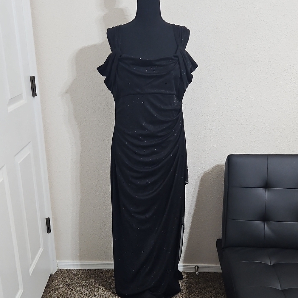 Alex Evenings Black Off-Shoulder Ruched  Dress